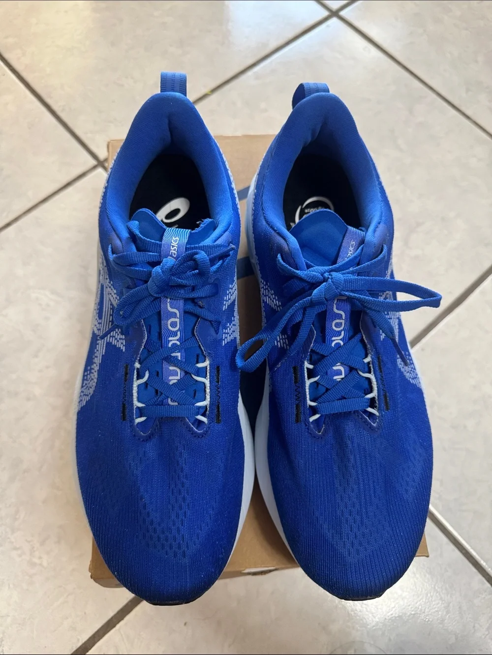 Asics Novablast 5 | Illusion Blue | Mens 10.5 Wide (2E)